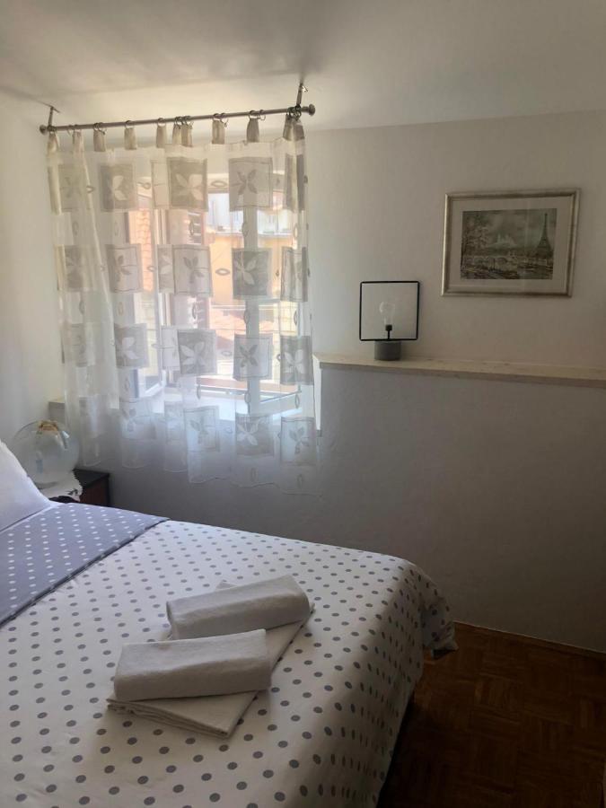 Old Town Apartment Nina Split 2 Bagian luar foto